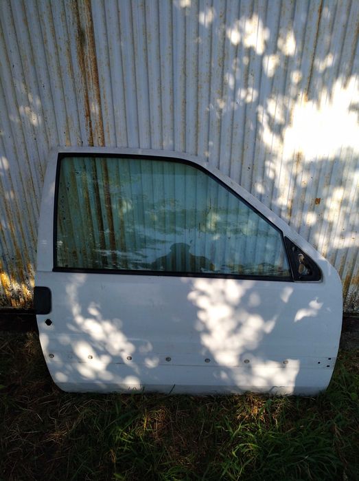 Porta de Peugeot 106 comercial de 96