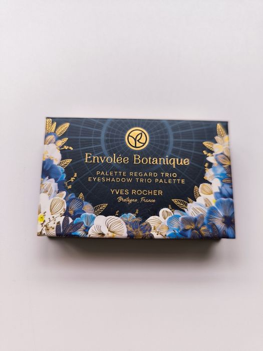 Zestaw kosmetyków + kosmetyczka soczewki kontaktowe kolorowe