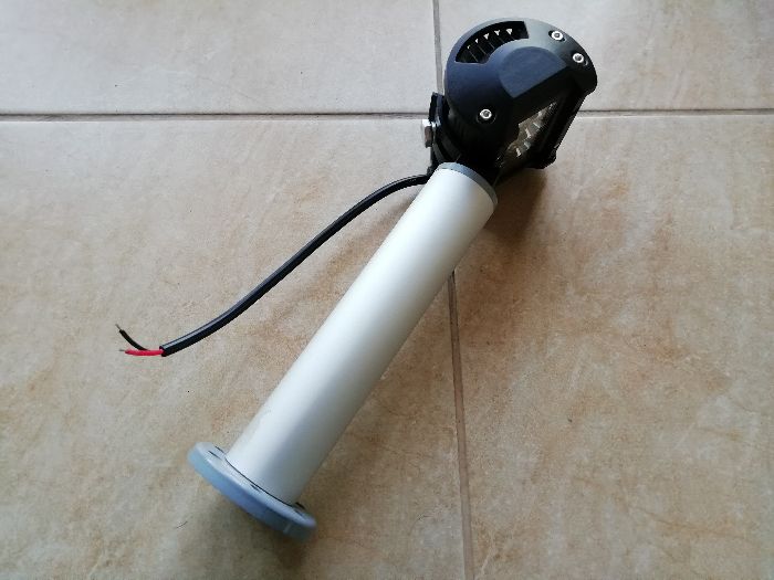 LED Spotlight (18 W) with Included Mount – Free Shipping64564318115969122