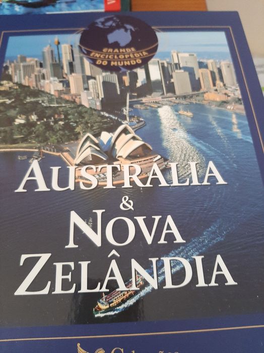 Enciclopédia sobre a terra e o mundo.  Excelente apoio de estudo