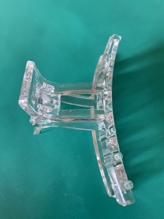 Заколки основи, краби і крокодил