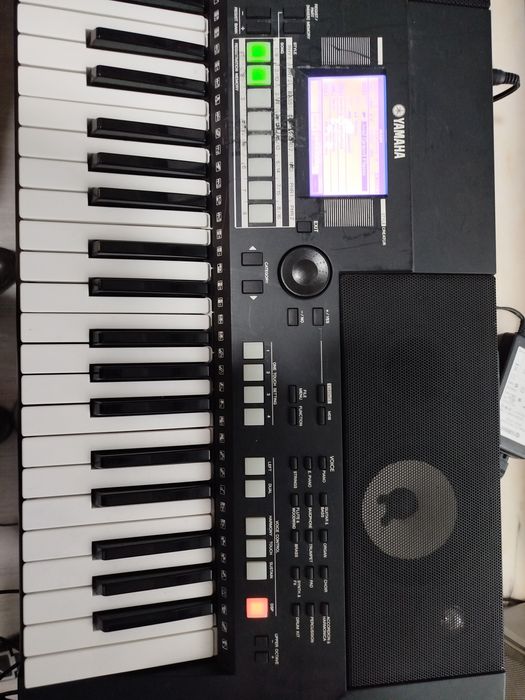 Piano Yamaha PSR  S550