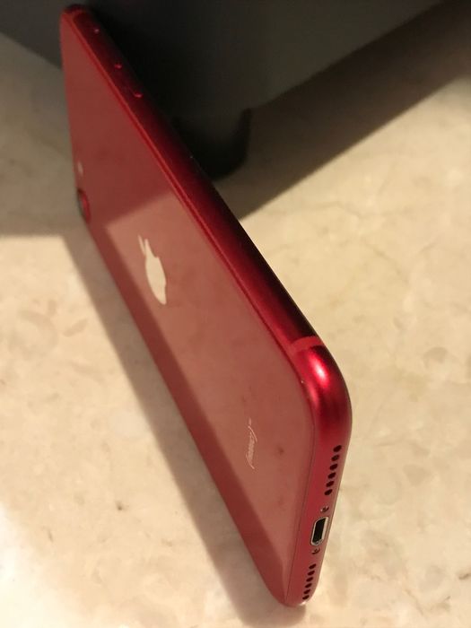 iPhone SE 2022 256gb Red