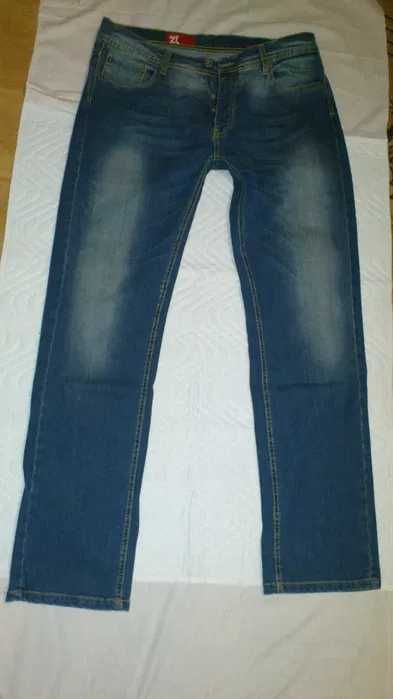 Джинсы ZARA ,Испания.НОВЫЕ.р46.Светло-синие.С этикетками