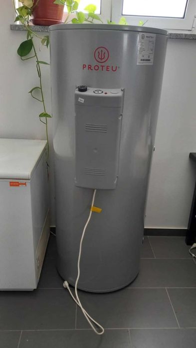 Termoacumulador 300L Dupla Serpentina – Preparado para Painéis Solares