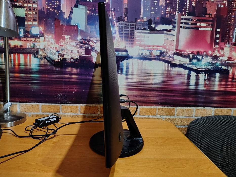Монітор 24" SAMSUNG Вигнутий LED