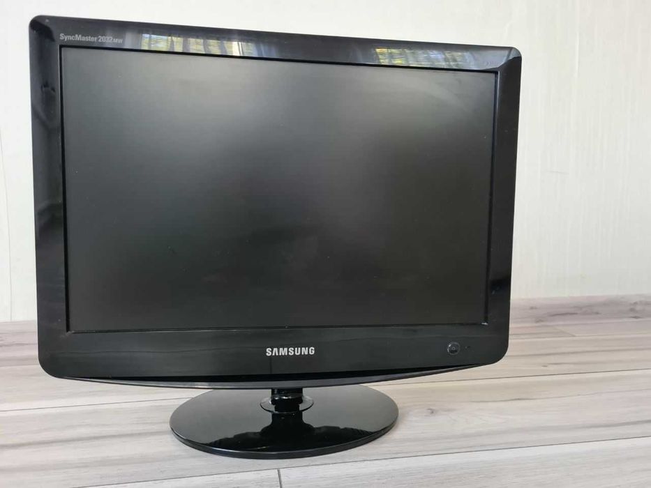 Внимание! Продаю монитор Samsung 2032MW LS20PMASF