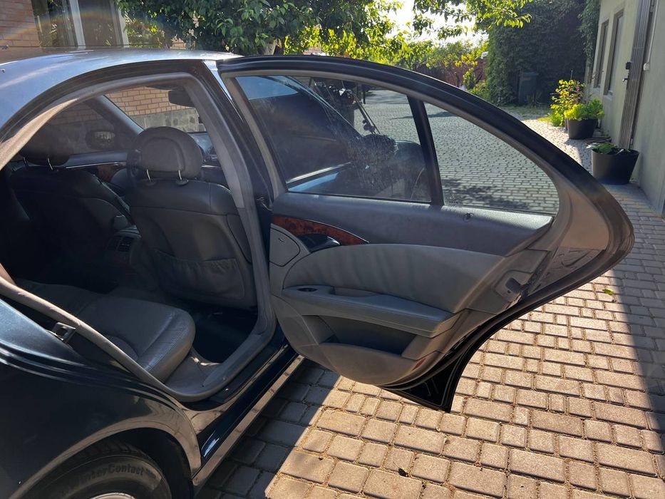 Mercedes W211 E270