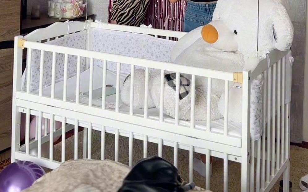 Ліжечко дитяче + матрац + наматрацник + бортики