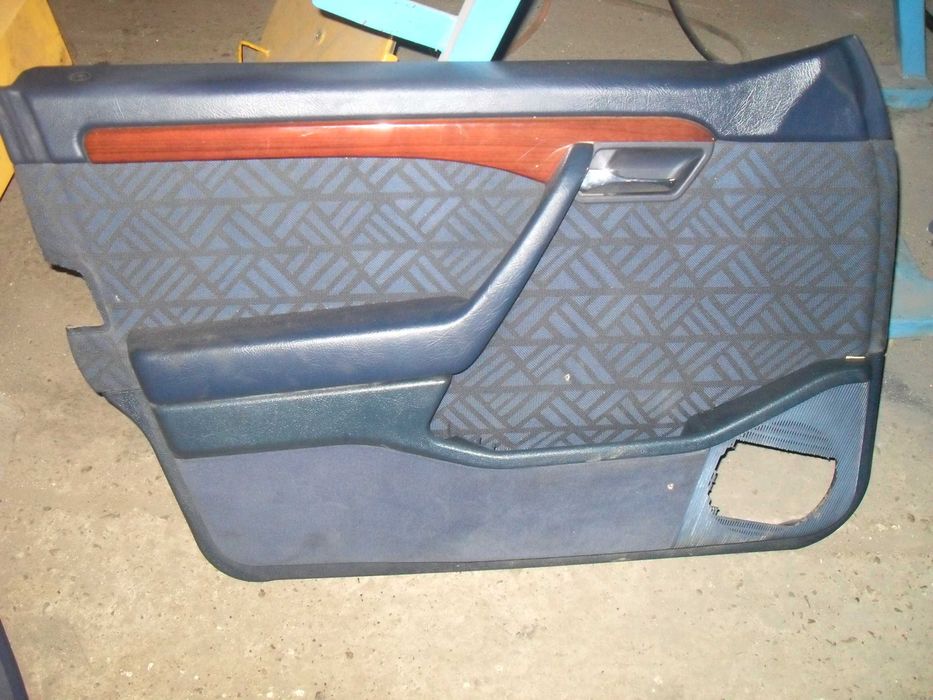 Fotele Tapicerka Mercedes w202 sedan niebieskie