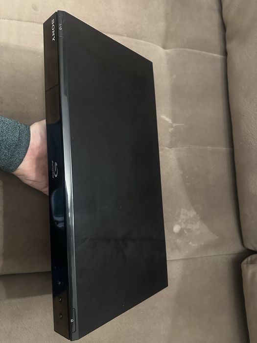 Odtwarzacz blu-ray Sony BDP-S550