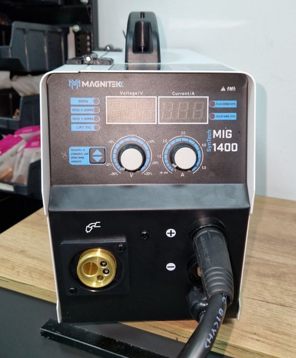Сварочный полуавтомат MIG Магнитек 1400 Sin Tec   Profi
