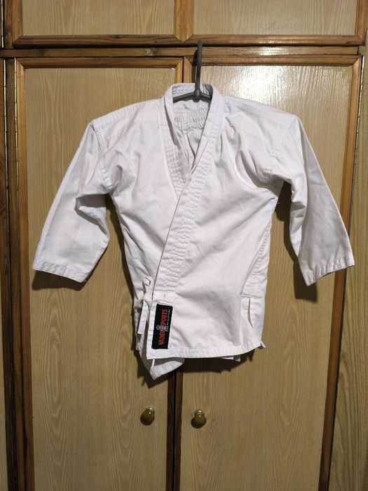 Кимоно с штанами и поясом рост 110