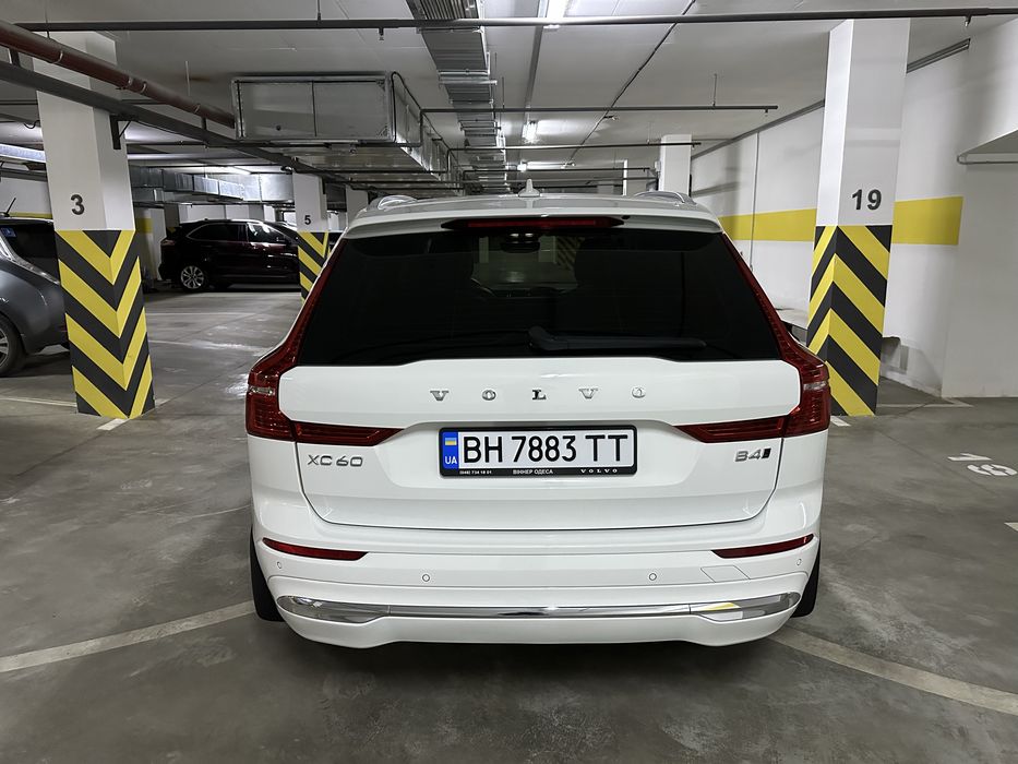 Volvo XC60 2022 Официальный