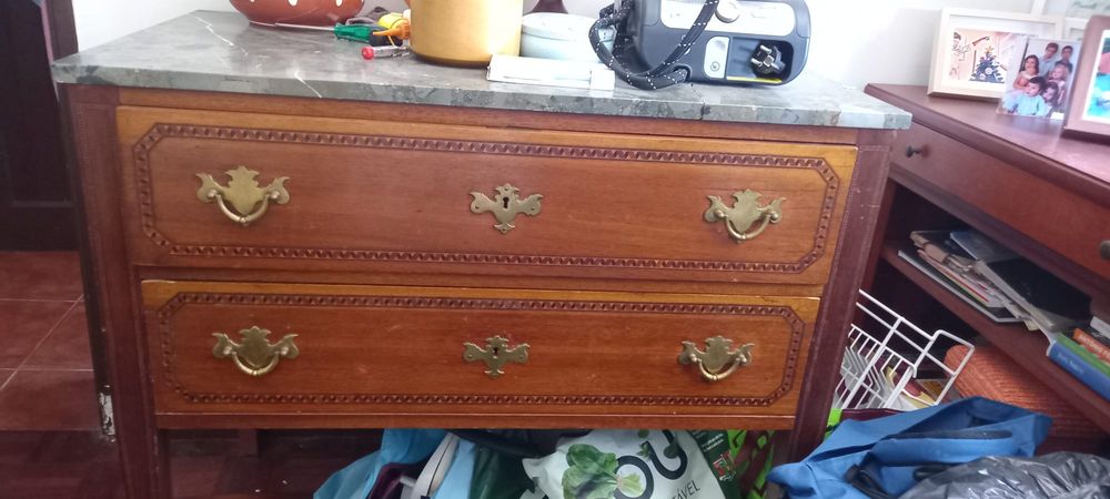 Mobilia Antiga estilo D Maria