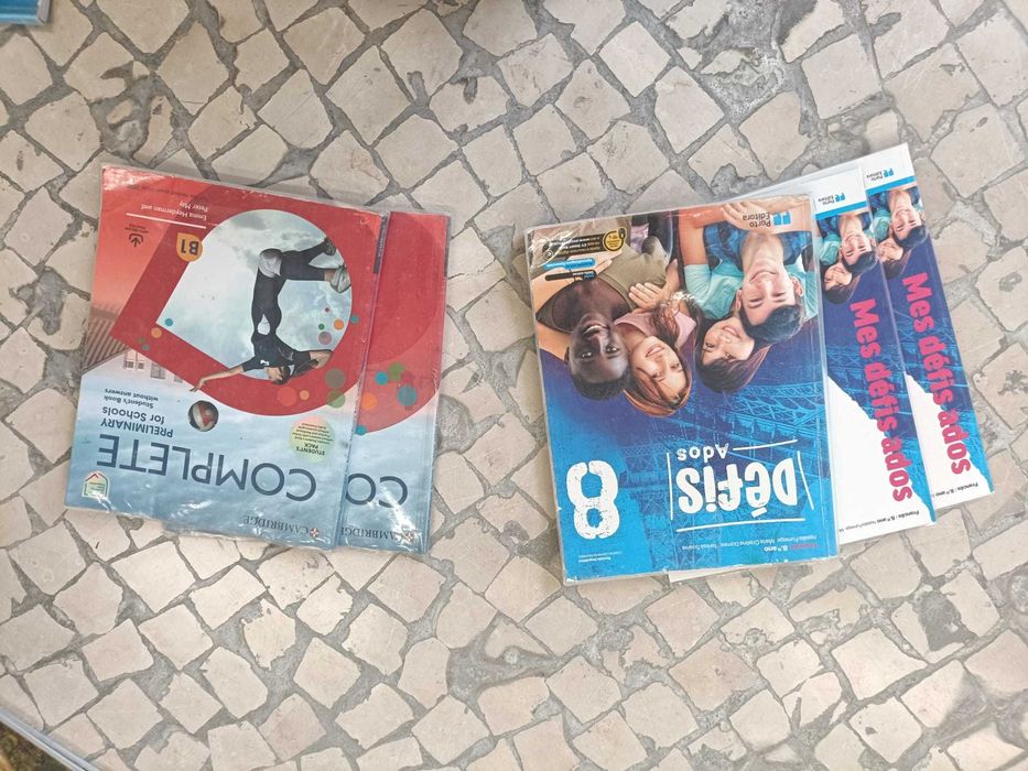 Manuais Escolares 8ºANO