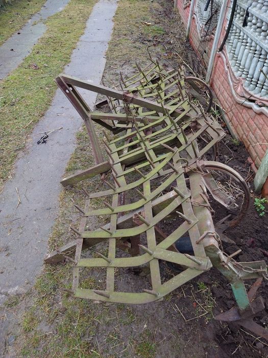 Культиватор з боронами