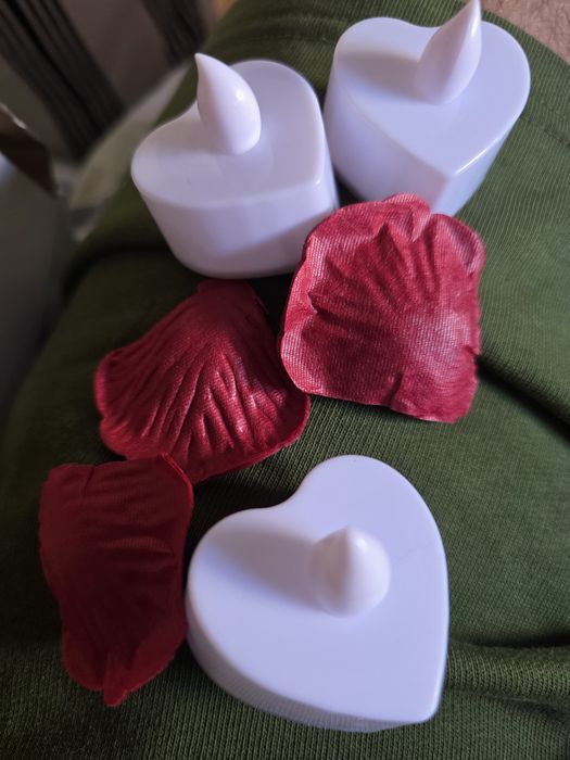 Velas led em forma de coração