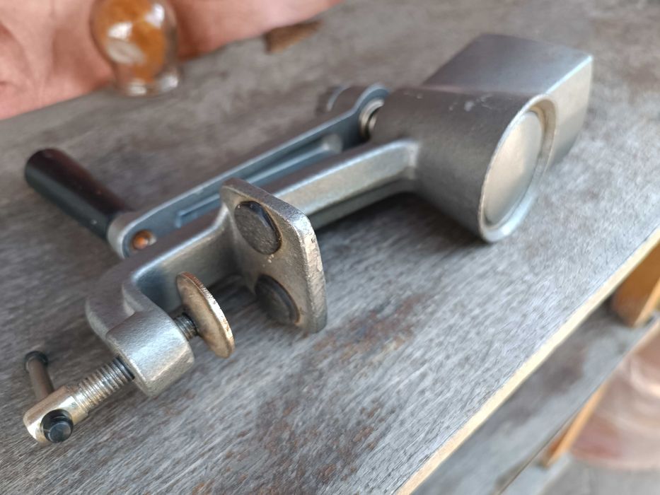 Кофемолка механическая ручная, советская