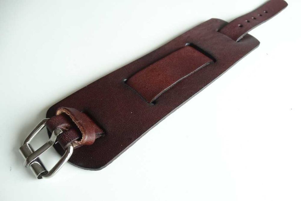 Skórzana bransoletka opaska na nadgarstek retro punk vintage męska