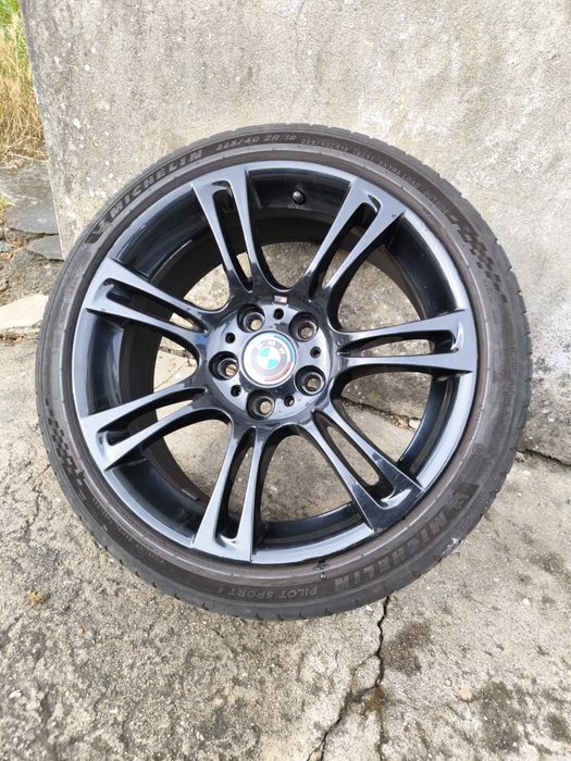 Jantes 18 bmw style 350M como novas com 4 pneus como novos 225/40