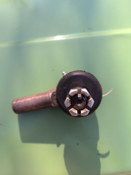 Наконечник рульової тяги, лівий на ПАЗ 4234 , ЗІЛ