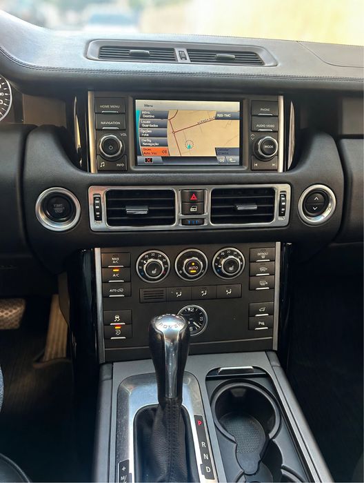 Range Rouver Vougue 3.6 V8 2010