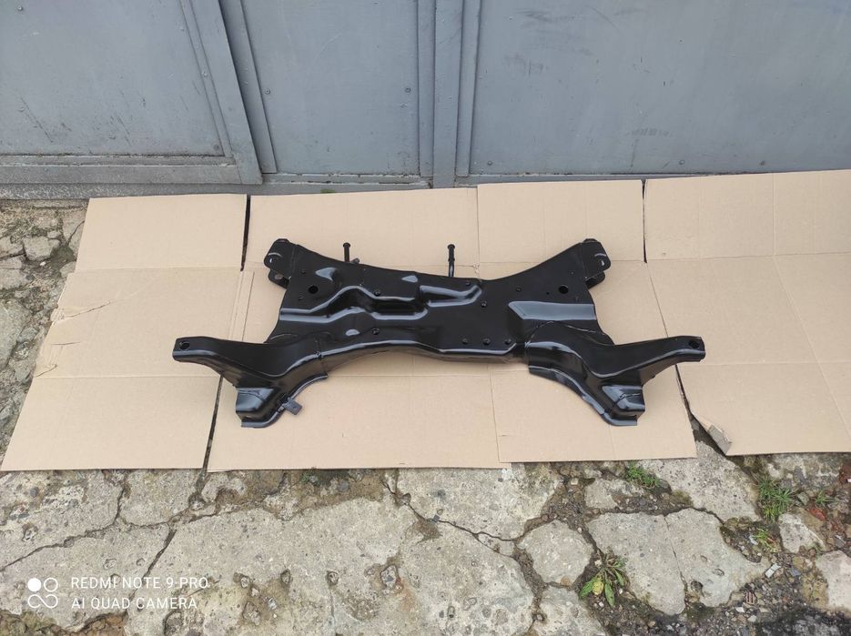 Подрамник балка передняя підрамник передній Mitsubishi Outlander 03-