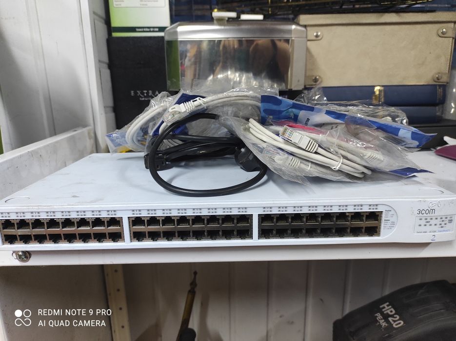 Продам коммутатор на 48 портов 3com