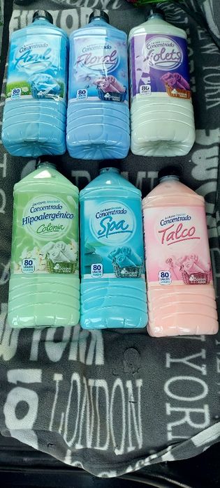 Płyny do płukania tkanin Azul