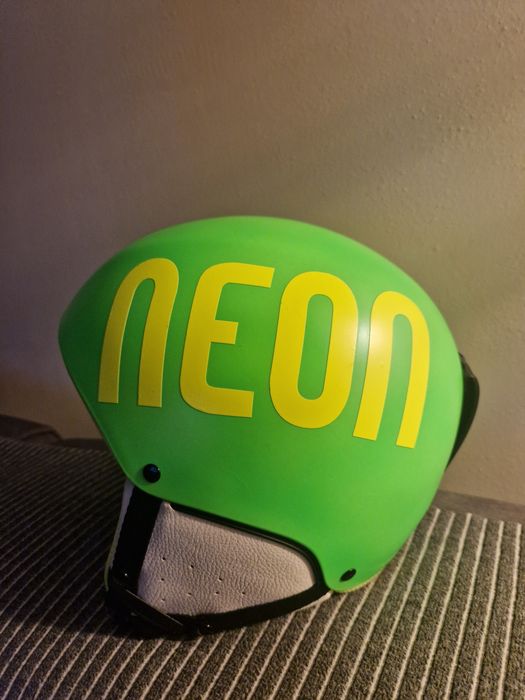 Kask narciarski/snowboardowy NEON