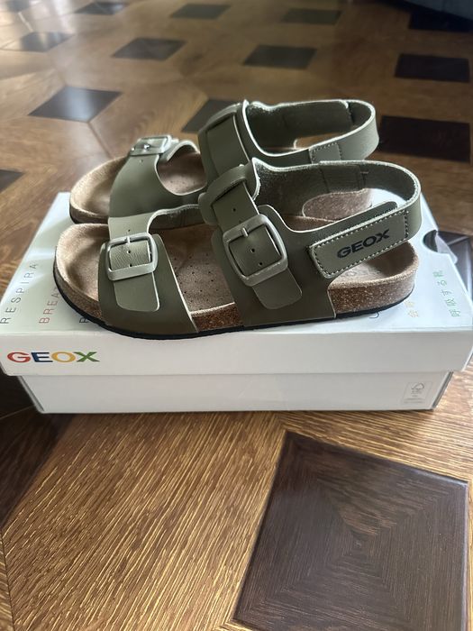 Босоніжки Geox 35р!