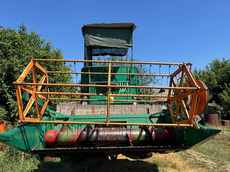 JOHN DEERE 930 в продажі комбайн Джон Дір 930