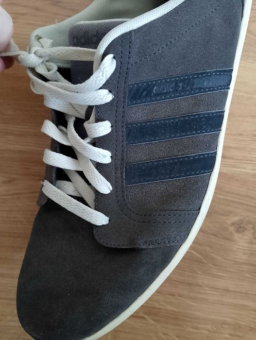 Buty ADIDAS Neo Label.