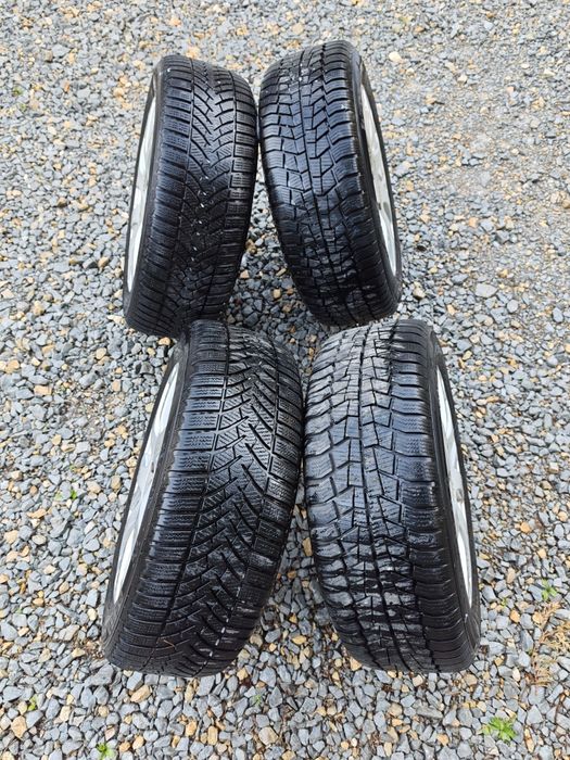 Felgi Citroen C2 C3 C4 C5 Peugeot 206 207  307 4x108 z oponami zimowymi