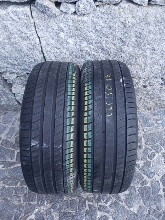 Vendo pneus semi-novos 225/50/18 Michelin