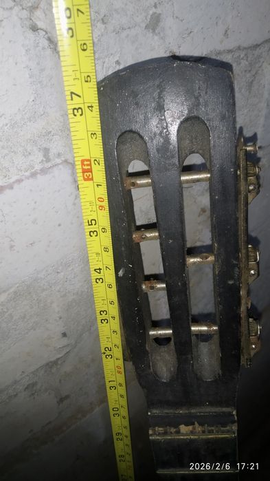 Гитара семиструнная