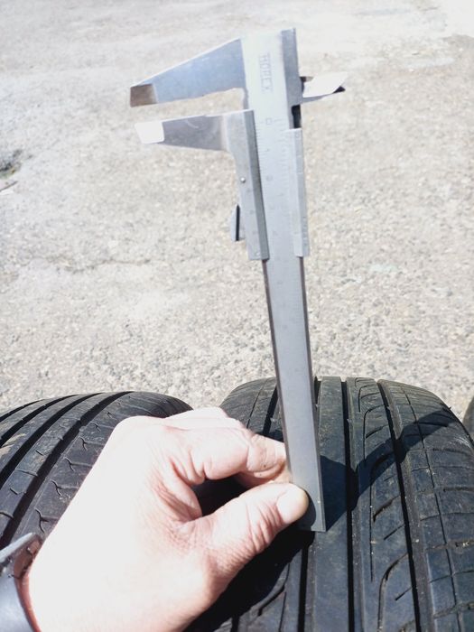 2 komplety opon letnich 205/ 60/ 15