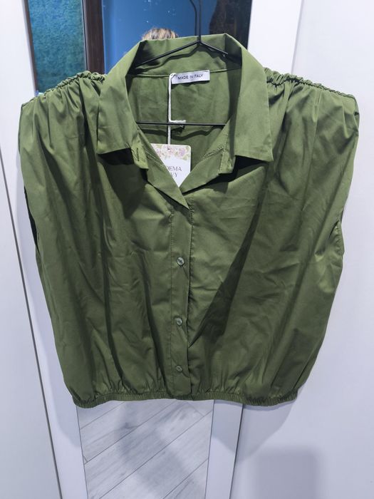 Koszula z marszczona na ramionach