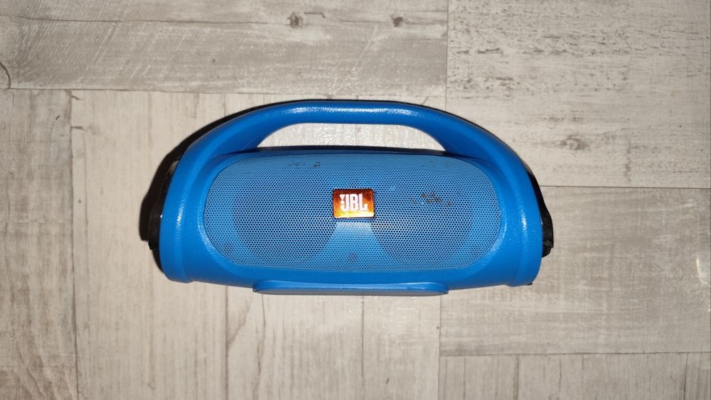 JBL Mini портативна колонка — Bluetooth, USB, FM-радіо