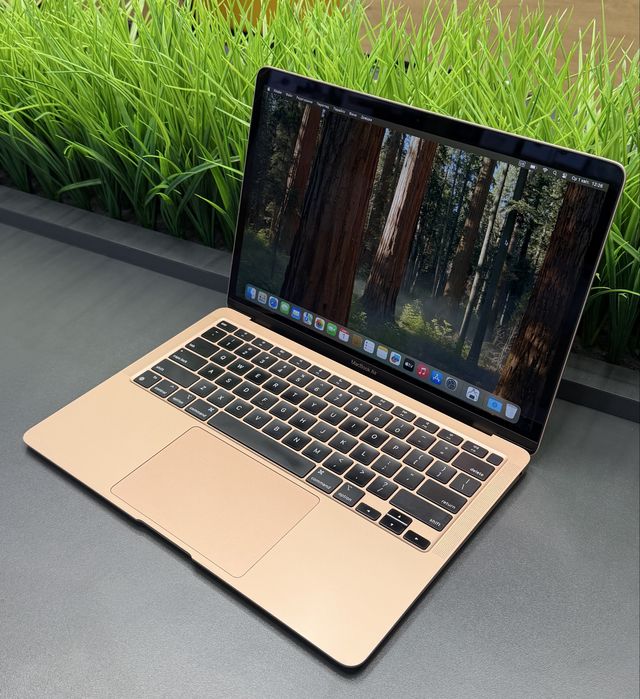 MacBook Air M1 8/256GB Gold, USA