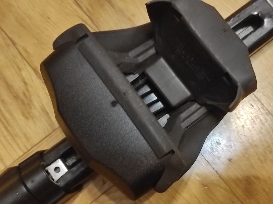 Bagażnik dachowy THULE, belki na relingi