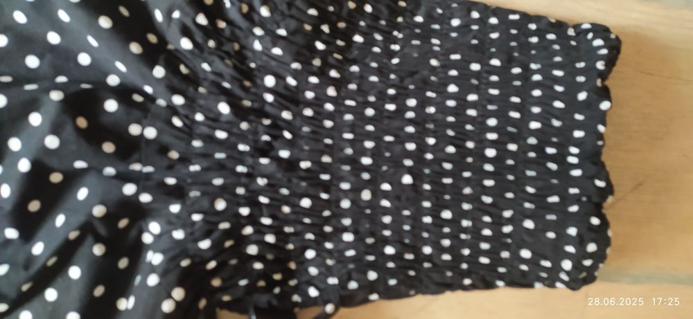 Sukienka w stylu Retro