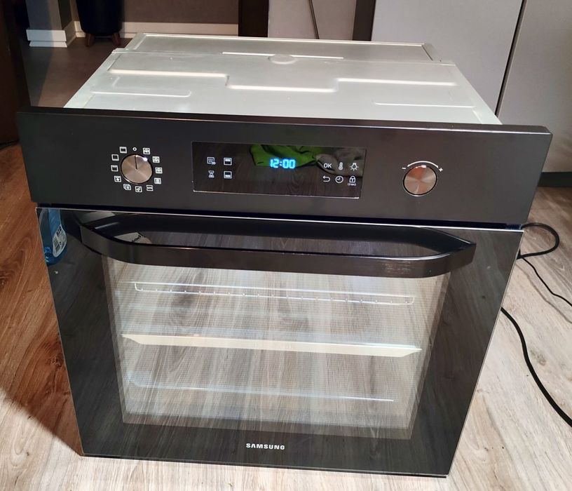 Piekarnik Samsung Dual Cook NV70m3541rb