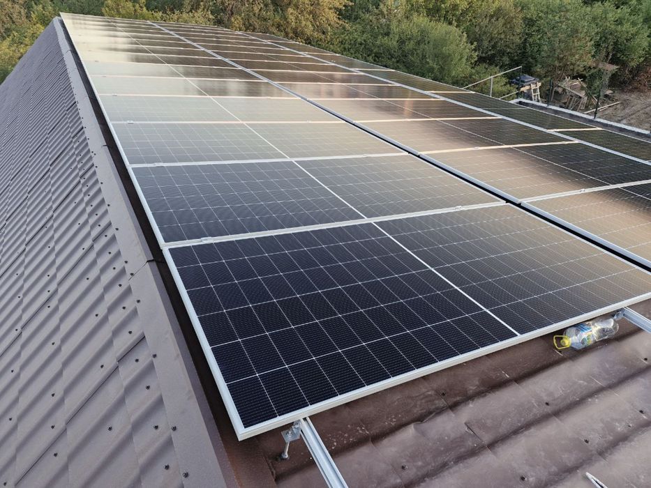 монтаж солнечных панелей СЕС инвертора аккумулятора Deye под ключ