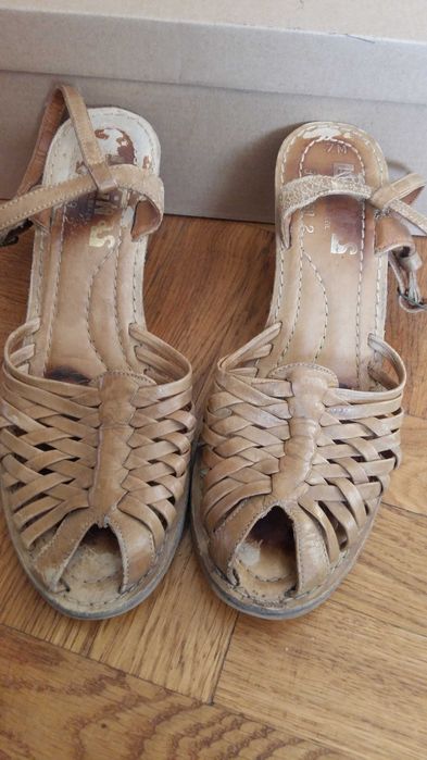 Sandałki,sandały skórzane na koturnie brazylijskie. Rozmiar 36
