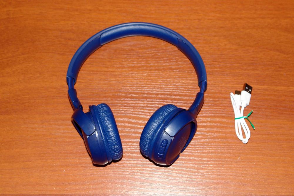 Беспроводные наушники с микрофоном JBL Tune 500BT Blue. HAVIT H2590BT.