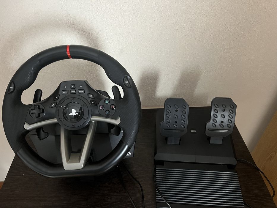 Volante e pedais ps4