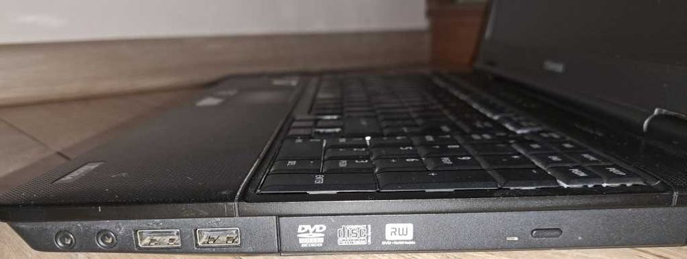 TOSHIBA Tecra A11-19E 15,6", i3 M370 2,4GHz, 4GB, 320GB, Win 7 Prof