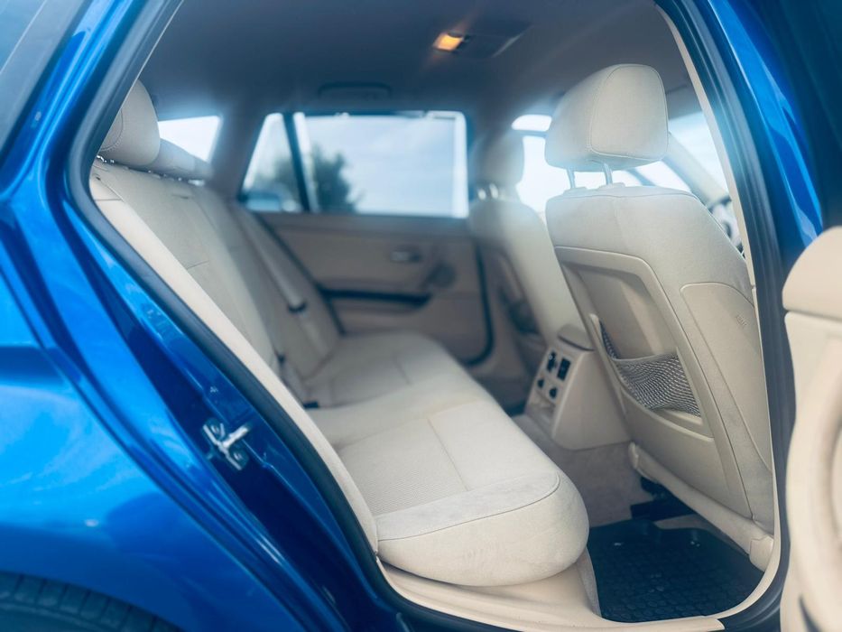 BMW 320D ano 2011